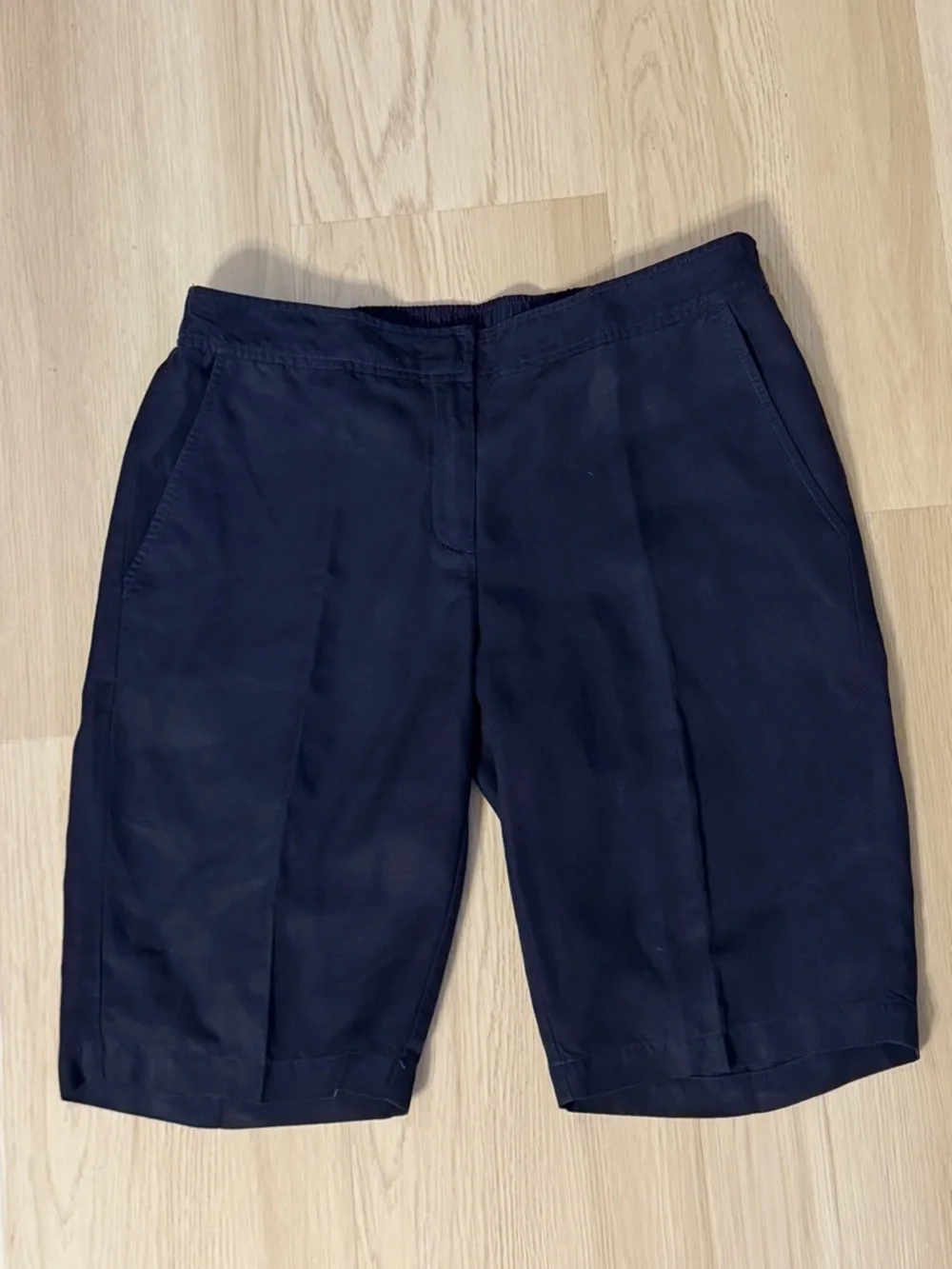 AS IS MISSING BUTTON Eileen Fisher Linen Blend Walking Shorts ELASTIC WAIST S - Picture 1 of 6